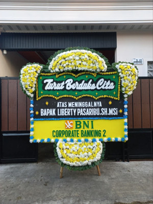 Papan Bunga Duka di Wek Iii